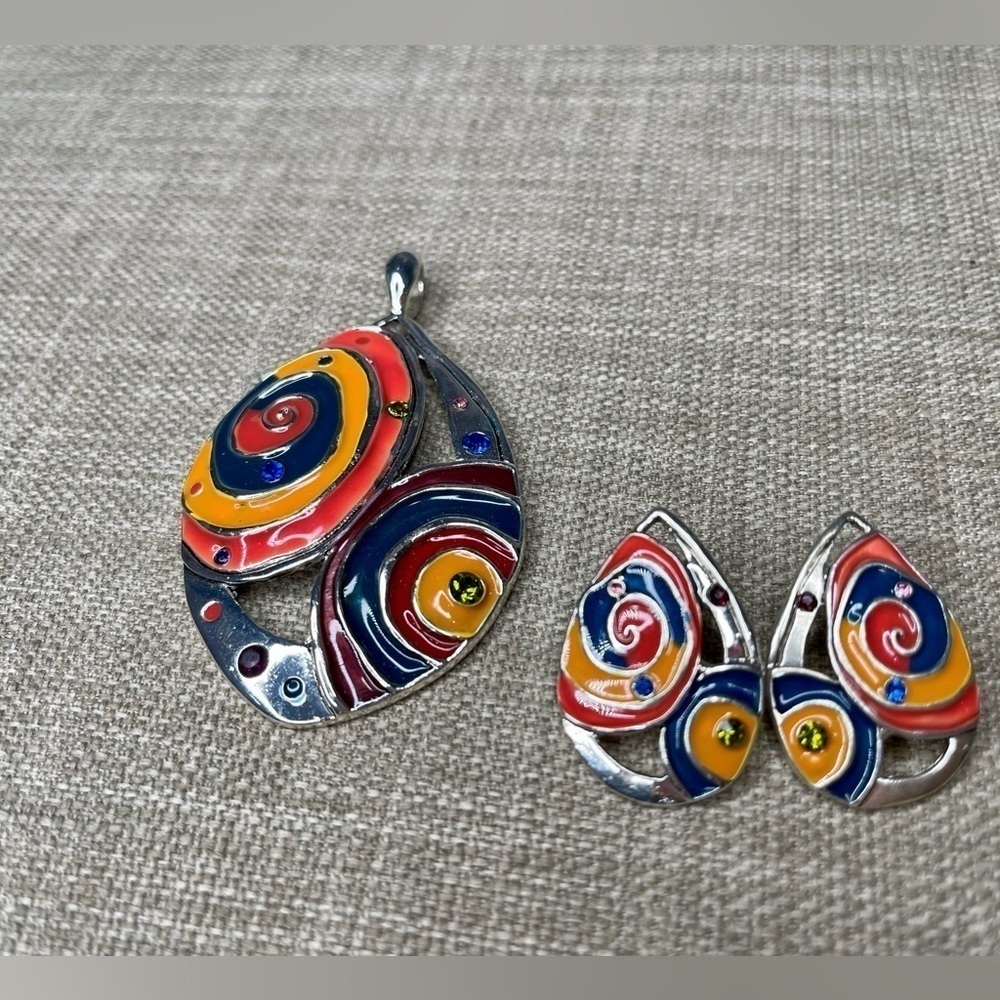 Vintage 80s 90s multicolored enameled geo decor necklace Pendant & Earring Set